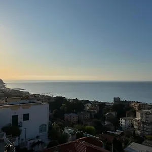 Joy Bed & Breakfast Albissola Marina